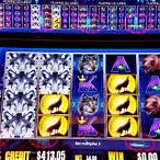 slot machine live in the first contact